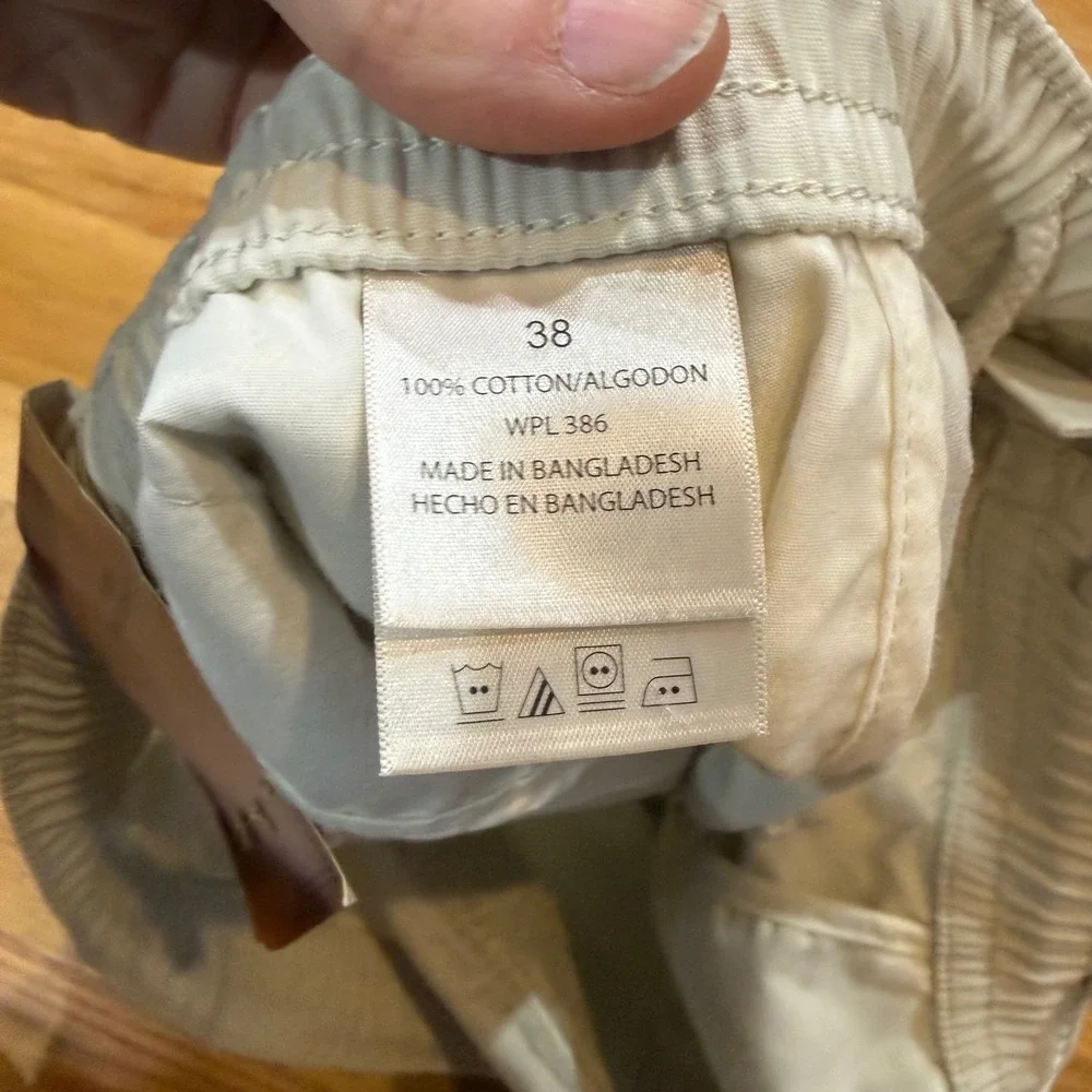 Haggar Mens The Weekend Cargo Shorts 38W String Beige 9 Inseam Cotton 453521 252
